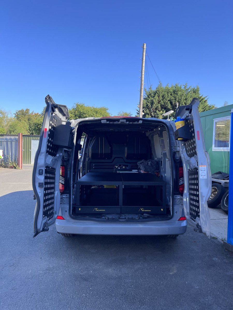 Drawer system fitted in a van
